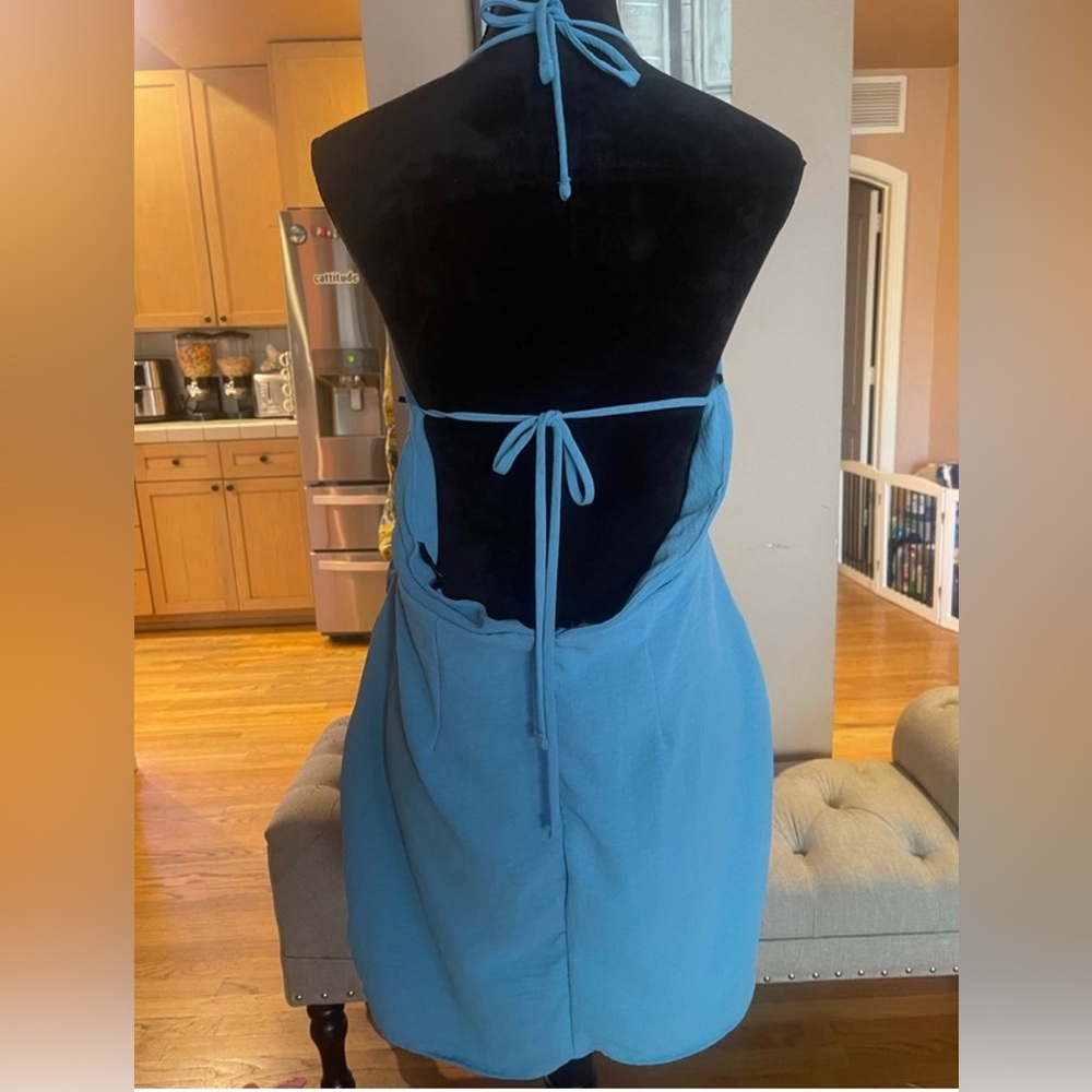 Backless blue cocktail mini dress